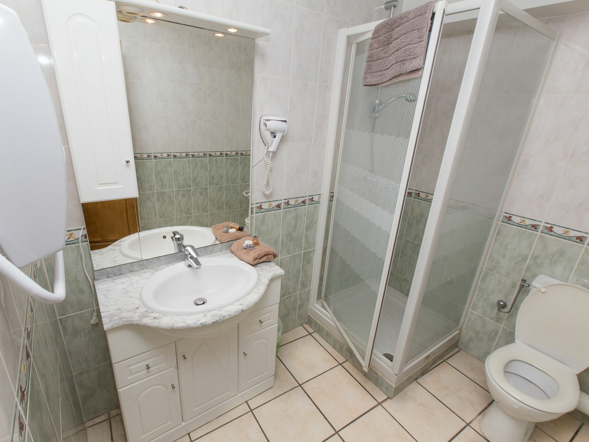 Studios Alea Канны Экстерьер фото